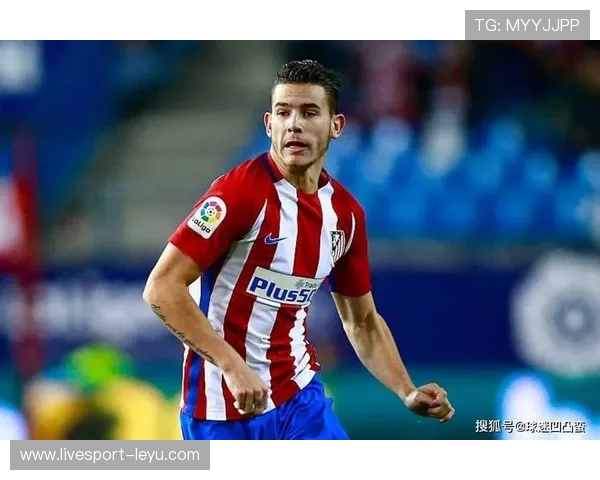 卢卡斯·埃尔南德斯：法国后卫的坚韧与荣耀之路